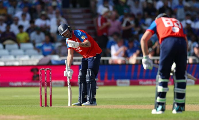 England v India International Twenty 20 Phil Salt of England takes guard during the International Twenty 20 match at Trent Bridge, West Bridgford 07 07 2026 UK Newspapers OUT Copyright: xAndyxSumnerx FIL-23604-0004