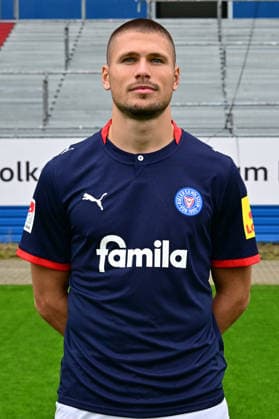07.07.2026, Fußball, Herren, 2.BL (Bundesliga), Saison 2026 2027, Holstein Kiel, KSV, Media Day, Portraitshooting, Mannschaftsshooting Marcus Müller Kiel Holstein-Stadion Schleswig-Holstein Deutschland *** July 7, 2026, Soccer, Men s, 2nd Division Bundesliga, 2026–2027 Season, Holstein Kiel, KSV, Media Day, Portrait Shoot, Team Photo Shoot, Marcus Müller, Kiel, Holstein Stadium, Schleswig-Holstein, Germany