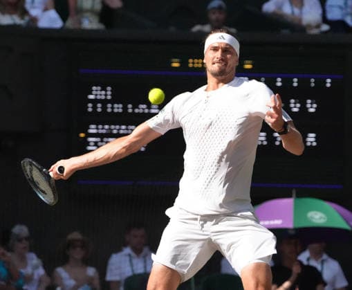 Tennis - 2026 Wimbledon Championships - Day Eight (Week Two) - All England Lawn Tennis & Croquet Club, London - Tuesday 7th July 2026 Center Court : Mens Singles : JJiri Lehecka (CZE) v Alexander Zverev (GER) Alexander Zverev (GER) COLORSPORT ANDREW COWIE 