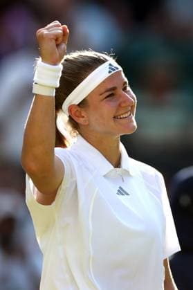 Karolina Muchova celebrates winning her quarter-final match Wimbledon Tennis Championships, Day 9, The All England Lawn Tennis and Croquet Club, London, UK - 07 Jul 2026London The All England Lawn Tennis and United Kingdom  Copyright: xKieranxMcManus Shutterstockx 16978030cn