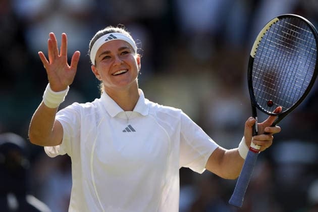 Karolina Muchova celebrates winning her quarter-final match Wimbledon Tennis Championships, Day 9, The All England Lawn Tennis and Croquet Club, London, UK - 07 Jul 2026London The All England Lawn Tennis and United Kingdom  Copyright: xKieranxMcManus Shutterstockx 16978030cp
