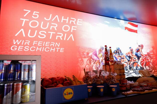CYCLING - Oesterreich Rundfahrt 2026 GRAZ,AUSTRIA,07.JUL.26 - CYCLING - Tour of Austria, team presentation. Image shows a feature of the buffet.  GEPAxpictures xJamesxDoak