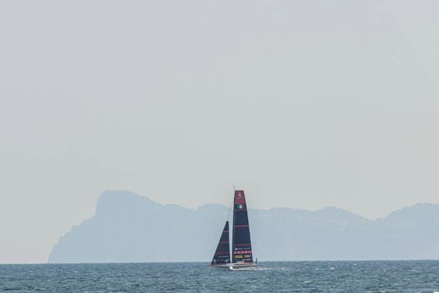 Emirates Team New Zealand and Prada Luna Rossa Test AC40s in Naples The two AC40 yachts of Emirates Team New Zealand and Prada Luna Rossa took part in a test sailing session in the Gulf of Naples ahead of the America™s Cup qualifiers scheduled for September. The training session allowed both crews to fine-tune their boats and sailing strategies while offering spectators a preview of the high-performance foiling yachts that will compete in one of the world s most prestigious sailing events. _BPH0718 Copyright: xAntonioxBalascox