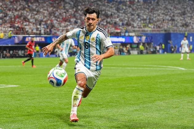 Lisandro Martinez of Argentina Argentina v Egypt, 2026 FIFA World Cup, WM, Weltmeisterschaft, Fussball Group of 16, Football, Atlanta Stadium, Atlanta, Georgia, USA - 07 Jul 2026Atlanta Mercedes-Benz Stadium Georgia (GA) United States of America  Copyright: xIsmaelxAdnan Shutterstockx 16981208bu