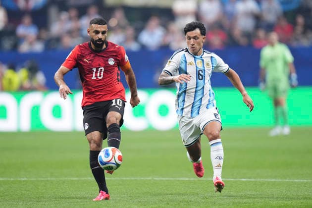 July 7, 2026, Atlanta, Georgia, United States: Mohamed Salah of Egypy controls the ball during the FIFA World Cup, WM, Weltmeisterschaft, Fussball 2026 Round of 16 match between Argentina and Egypt at Atlanta Stadium on July 07, 2026 in Atlanta, Georgia. Argentina V Egypt: Round Of 16 - FIFA World Cup 2026  - ZUMAa181 20260707_zaa_a181_027 Copyright: xJosexBretonx