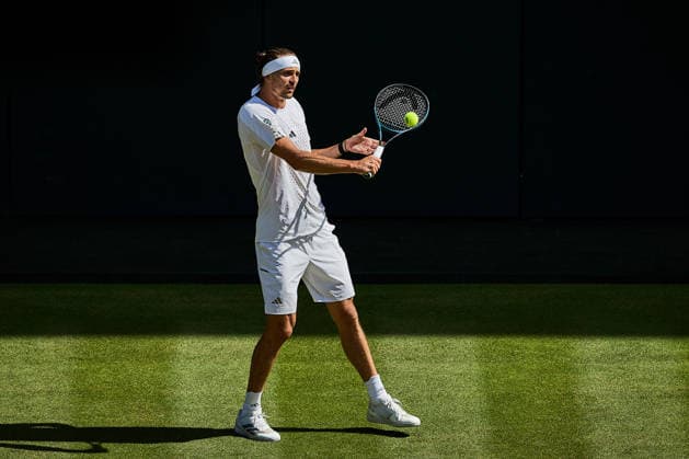 July 7, 2026, London, London, Great Britain: returns with backhand during The Championships Wimbledon , 7.7.2026 in London (All England Lawn Tennis and Croquet Club), Great Britain Tennis 2026: Grand Slam: The Championships Wimbledon: 9th Day: 4th Round: ZVEREV 6:4 7:5 3:6 7:6 LEHECKA  - ZUMAs343 20260707_zsp_s343_117 Copyright: xMathiasxSchulzx