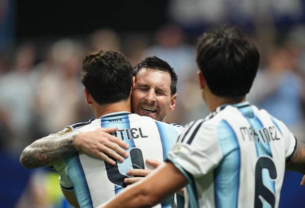Lionel Andres Messi (Argentina) scores and celebrates his teams second goal during Argentina and Egypt, Round of 16 FIFA World Cup, WM, Weltmeisterschaft, Fussball 2026, Atlanta Stadium, Atlanta, United States on July 7, 2026. Thor Wegner DeFodi Images. (Photo by DeFodi Images) - *** Lionel Andres Messi of Argentina scores and celebrates his team s second goal during the Round of 16 match between Argentina and Egypt at the 2026 FIFA World Cup at Atlanta Stadium in Atlanta, United States, on July 7, 2026. Photo by Thor Wegner, DeFodi Images