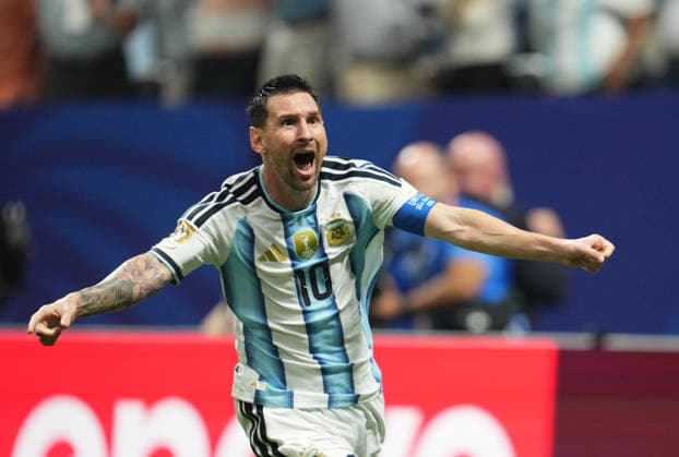 Lionel Andres Messi (Argentina) scores and celebrates his teams second goal during Argentina and Egypt, Round of 16 FIFA World Cup, WM, Weltmeisterschaft, Fussball 2026, Atlanta Stadium, Atlanta, United States on July 7, 2026. Thor Wegner DeFodi Images. (Photo by DeFodi Images) - *** Lionel Andres Messi of Argentina scores and celebrates his team s second goal during the Round of 16 match between Argentina and Egypt at the 2026 FIFA World Cup at Atlanta Stadium in Atlanta, United States, on July 7, 2026. Photo by Thor Wegner, DeFodi Images