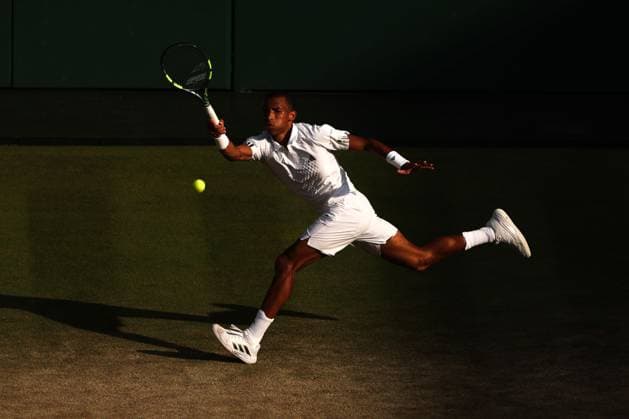 Felix Auger-Aliassime during his fourth round match Wimbledon Tennis Championships, Day 9, The All England Lawn Tennis and Croquet Club, London, UK - 07 Jul 2026London The All England Lawn Tennis and United Kingdom  Copyright: xEllaxLing Shutterstockx 16978028bx