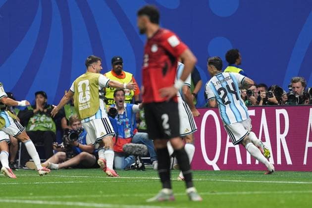 Enzo Fernandez of Argentina scores to make it 3-2 Argentina v Egypt, 2026 FIFA World Cup, WM, Weltmeisterschaft, Fussball Group of 16, Football, Atlanta Stadium, Atlanta, Georgia, USA - 07 Jul 2026Atlanta Mercedes-Benz Stadium Georgia (GA) United States of America  Copyright: xIsmaelxAdnan Shutterstockx 16981208dh