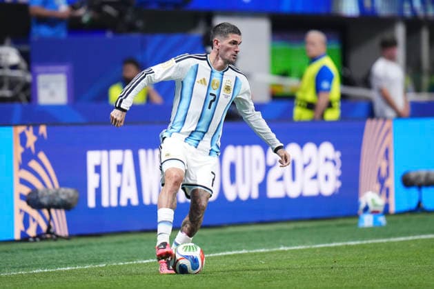 July 7, 2026, Atlanta, Georgia, United States: Rodrigo De Paul of Argentina controls the ball during the FIFA World Cup, WM, Weltmeisterschaft, Fussball 2026 Round of 16 match between Argentina and Egypt at Atlanta Stadium on July 07, 2026 in Atlanta, Georgia. Atlanta United States - ZUMAa181 20260707_zaa_a181_037 Copyright: xJosexBretonx