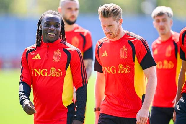 Belgian national football team - FIFA World Cup, WM, Weltmeisterschaft, Fussball 2026 - media activities 07 07 2026 RENTON, UNITED STATES OF AMERICA - JULY 07 : Doku Jeremy forward of Belgium and De Bruyne Kevin forward of Belgium pictured during a training session of the Belgian national football team during the FIFA World Cup 2026 on July 7, 2026 in Renton, United States of America, 07 07 2026 Renton United States of America  Copyright: xNicoxVereeckenx