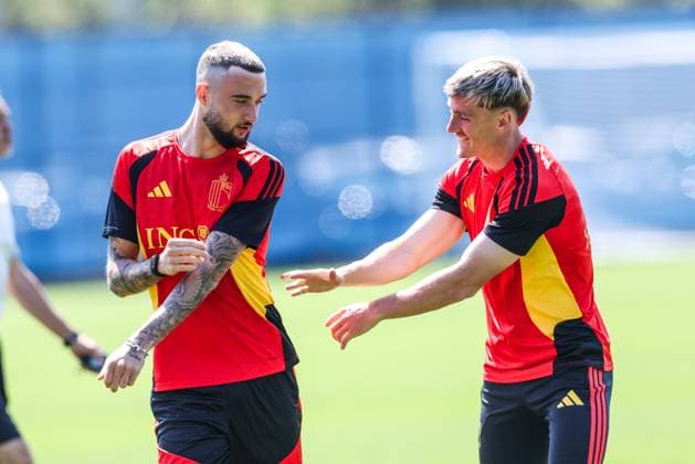 Belgium s Zeno Debast and Belgium s Alexis Saelemaekers pictured during a training session of Belgian national soccer team Red Devils, on Tuesday 07 July 2026 in their base camp, home of the Seattle Sounders, Renton, Seattle, USA. The Rode Duivels - Diables Rouges qualified for the knockout stage of the 2026 FIFA World Cup, WM, Weltmeisterschaft, Fussball where they ll meet Spain in the round of 8 on July 10th. BRUNOxFAHY  x180666050x