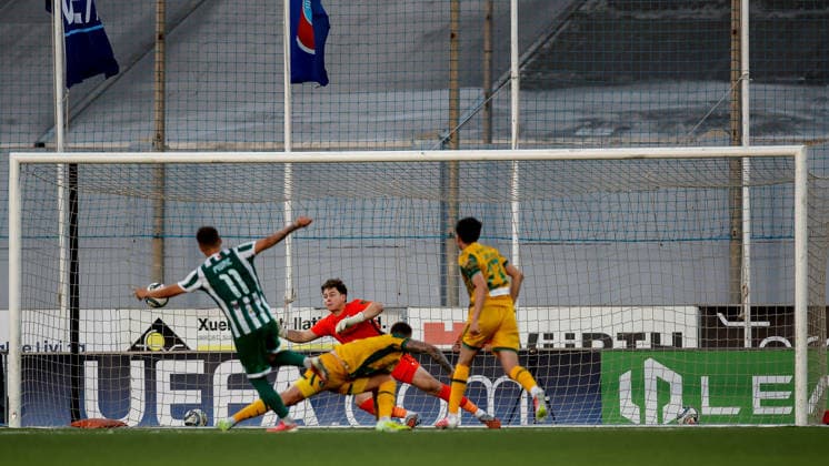 UEFA Champions League First Qualifying Round First Leg, Centenary Stadium, Attard, Malta 7 7 2026 Floriana vs Shamrock Rovers Floriana™s Robert MuriÄ‡ scores his sides 1st goal of the match Robert MuriÄ‡ scores his sides 1st goal of the match 7 7 2026  Copyright: xx __ZL4941