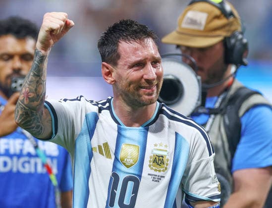 Argentina s Lionel Messi (10) celebrates after Argentina defeated Egypt 3-2 in a Round of 16 FIFA World Cup, WM, Weltmeisterschaft, Fussball match at Atlanta Stadium in Atlanta, Georgia, on Tuesday, July 7, 2026. With the victory, Argentina advances to the quarterfinals.  ATL20260707921 CHRISTIANxBRUNSKILL