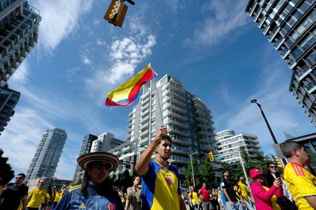 July 7, 2026, Vancouver, Bc, CANADA: Colombia fans march ahead of a World Cup Round of 16 soccer match against Switzerland, in Vancouver, on Tuesday, July 7, 2026. Canada News - July 7, 2026  - ZUMAc35_ 20260707_zaf_c35_112 Copyright: xEthanxCairnsx