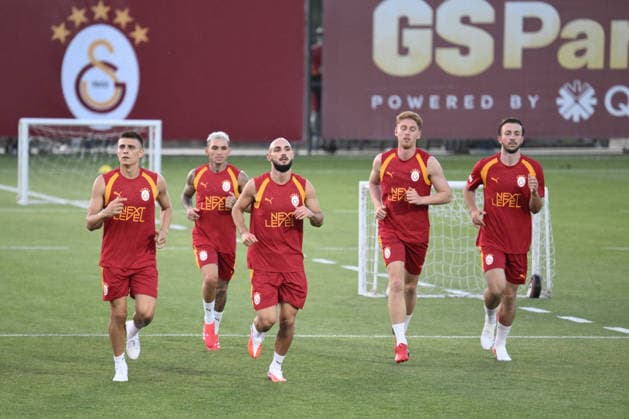 Galatasaray training session in Istanbul ISTANBUL, TURKIYE - JULY 7: Players of Galatasaray attends a training session for the 2026-2027 season at the Kemerburgaz Metin Oktay Facilities in Istanbul, Turkiye, on July 7, 2026. Arif Hudaverdi Yaman Anadolu Istanbul Turkey. Editorial use only. Please get in touch for any other usage.  Copyright: x2026xAnadoluxArifxHudaverdixYamanx