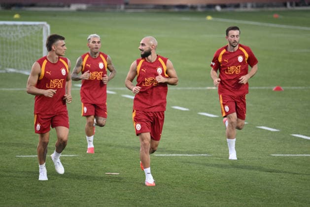 Galatasaray training session in Istanbul ISTANBUL, TURKIYE - JULY 7: Players of Galatasaray attends a training session for the 2026-2027 season at the Kemerburgaz Metin Oktay Facilities in Istanbul, Turkiye, on July 7, 2026. Arif Hudaverdi Yaman Anadolu Istanbul Turkey. Editorial use only. Please get in touch for any other usage.  Copyright: x2026xAnadoluxArifxHudaverdixYamanx
