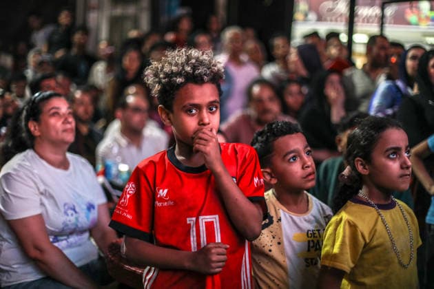 Egyptian football fans watch FIFA World Cup, WM, Weltmeisterschaft, Fussball in Cairo CAIRO, EGYPT - JULY 7: Egyptian football fans react with sadness after their national team, Nationalteam lost the 2026 FIFA World Cup Round of 16 match against Argentina while watching the game on public screens in Cairo, Egypt, on July 7, 2026. Mohamed Elshahed Anadolu Cairo Egypt. Editorial use only. Please get in touch for any other usage.  Copyright: x2026xAnadoluxMohamedxElshahedx