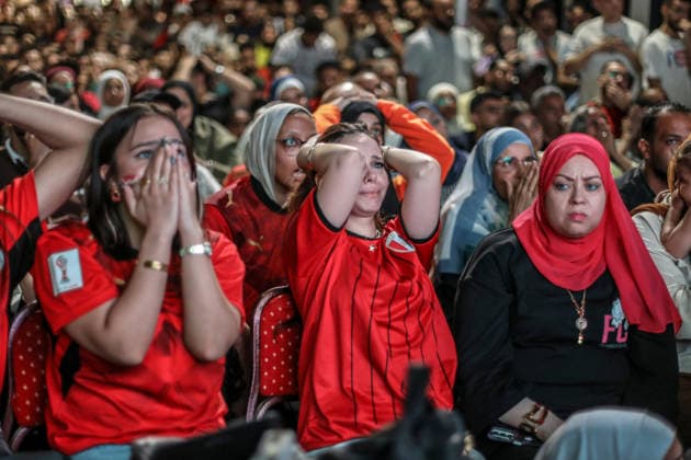 Egyptian football fans watch FIFA World Cup, WM, Weltmeisterschaft, Fussball in Cairo CAIRO, EGYPT - JULY 7: Egyptian football fans react with sadness after their national team, Nationalteam lost the 2026 FIFA World Cup Round of 16 match against Argentina while watching the game on public screens in Cairo, Egypt, on July 7, 2026. Mohamed Elshahed Anadolu Cairo Egypt. Editorial use only. Please get in touch for any other usage.  Copyright: x2026xAnadoluxMohamedxElshahedx