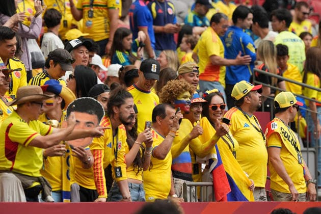 Colombian fans react before a Round of 16 match at the 2026 FIFA World Cup, WM, Weltmeisterschaft, Fussball between Switzerland and Colombia at BC Place Stadium in Vancouver, Canada, 07 July 2026. FIFA World Cup 2026 - Round of 16 - Switzerland vs Colombia !ACHTUNG: NUR REDAKTIONELLE NUTZUNG!  Copyright: xOmarxAlonsox AMDEP8451 20260707-55020830435_1