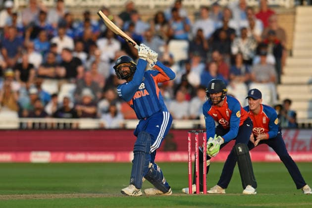 England v India, International T20, 3rd Vitality iT20 Varun Chakravarthy of India batting during the International T20 match between England and India at Trent Bridge, Nottingham, UK on 7 July 2026. Nottingham Trent Bridge Nottinghamshire UK Editorial use only , Copyright: xStevexPoolex PSI-24477-0047