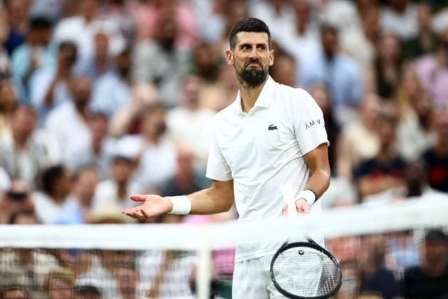 Novak Djokovic complains to the umpire during his quarter-final match Wimbledon Tennis Championships, Day 9, The All England Lawn Tennis and Croquet Club, London, UK - 07 Jul 2026London The All England Lawn Tennis and United Kingdom  Copyright: xJamesxMarsh Shutterstockx 16978027dr
