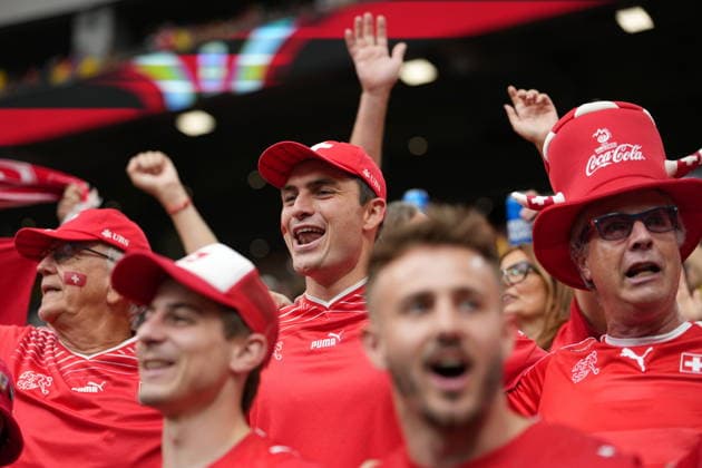 FIFA World Cup, WM, Weltmeisterschaft, Fussball 2026 - Round of 16 - Switzerland vs Colombia Supporters of Switzerland cheer ahead of the FIFA World Cup 2026 Round of 16 match Switzerland against Colombia, in Vancouver, Canada, 07 July 2026. VANCOUVER Canada  Copyright: xBOBxFRIDx