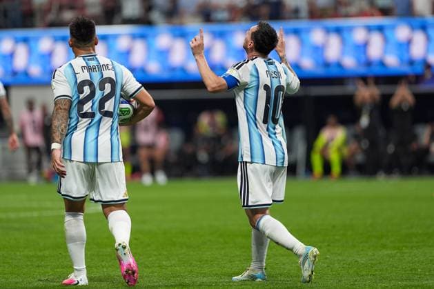 Lionel Messi of Argentina scores to make it 2-2 Argentina v Egypt, 2026 FIFA World Cup, WM, Weltmeisterschaft, Fussball Group of 16, Football, Atlanta Stadium, Atlanta, Georgia, USA - 07 Jul 2026Atlanta Mercedes-Benz Stadium Georgia (GA) United States of America  Copyright: xIsmaelxAdnan Shutterstockx 16981208gy