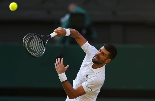 Novak Djokovic in action during his quarter final match vs Felix Auger Aliassime Wimbledon Tennis Championships, Day 9, The All England Lawn Tennis and Croquet Club, London, UK - 07 Jul 2026London The All England Lawn Tennis and United Kingdom  Copyright: xKieranxMcManus Shutterstockx 16978030ev