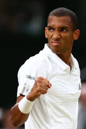 Felix Auger-Aliassime celebrates during his quarter-final match Wimbledon Tennis Championships, Day 9, The All England Lawn Tennis and Croquet Club, London, UK - 07 Jul 2026London The All England Lawn Tennis and United Kingdom  Copyright: xJamesxMarsh Shutterstockx 16978027es