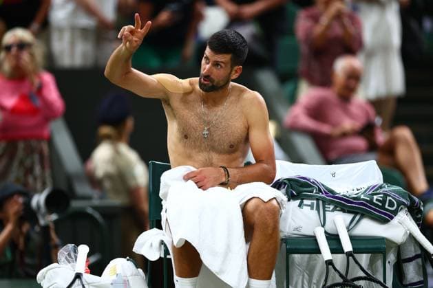 Novak Djokovic gestures towards his box during his quarter-final match Wimbledon Tennis Championships, Day 9, The All England Lawn Tennis and Croquet Club, London, UK - 07 Jul 2026London The All England Lawn Tennis and United Kingdom  Copyright: xJamesxMarsh Shutterstockx 16978027ey