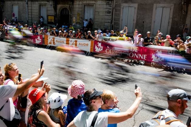 The pack of riders pictured at the start of stage 4 of the 2026 Tour de France cycling race, a stage of 181,9km from Carcassonne to Foix, on Tuesday 07 July 2026. The 113th edition of the Tour de France starts on Saturday 4 July in Barcelona, Spain, and will finish in Paris, France on the 26th of July. JASPERxJACOBS  x180682524x
