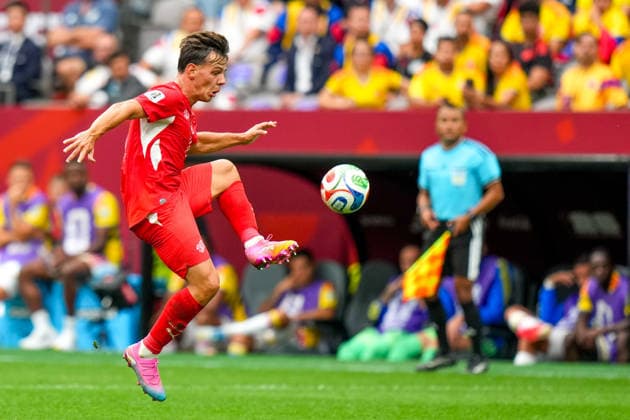 Switzerland v Colombia - FIFA World Cup, WM, Weltmeisterschaft, Fussball 2026 - Round of 16 VANCOUVER, CANADA - JULY 07: Ardon Jashari (14) of Switzerland in action during the 2026 FIFA World Cup Round of 16 match between Switzerland and Colombia at BC Place in Vancouver, British Columbia, Canada, on July 07, 2026 Ercin Erturk Anadolu British Columbia Canada. Editorial use only. Please get in touch for any other usage.  Copyright: x2026xAnadoluxErcinxErturkx