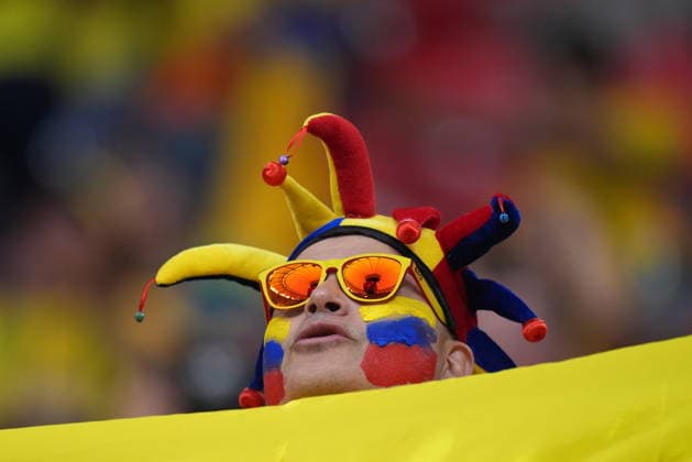 July 7, 2026, Vancouver, Bc, CANADA: A Colombia fan watches the teams warm up before taking on Switzerland during the first half of a World Cup Round of 16 soccer match, in Vancouver, on Tuesday, July 7, 2026. Canada News - July 7, 2026  - ZUMAc35_ 20260707_zaf_c35_170 Copyright: xDarrylxDyckx