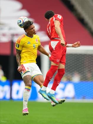 Switzerland v Colombia - FIFA World Cup, WM, Weltmeisterschaft, Fussball 2026 - Round of 16 VANCOUVER, CANADA - JULY 07: Dan Ndoye of Switzerland in action against Richard Ríos (6) of Colombia during the 2026 FIFA World Cup Round of 16 match between Switzerland and Colombia at BC Place in Vancouver, British Columbia, Canada, on July 07, 2026. Ercin Erturk Anadolu British Columbia Canada. Editorial use only. Please get in touch for any other usage.  Copyright: x2026xAnadoluxErcinxErturkx