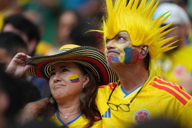 Colombia v Switzerland Round of 16 - FIFA Worl Cup 2026 Colombia national team, Nationalteam fans look dejected after their team lost on penalties against Switzerland during the FIFA World Cup, WM, Weltmeisterschaft, Fussball 2026 Round of 16 match between Colombia and Switzerland at BC Place Stadium on July 7, 2026, in Vancouver, Canada. (Photo by Leonardo Ramirez Eyepix Group) Copyright: xLeonardoxRamirez xEyepixxGroupx LR07072026-05800