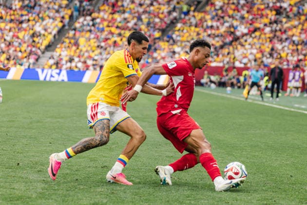 Dan Ndoye of Switzerland dribbles with the ball during the FIFA World Cup, WM, Weltmeisterschaft, Fussball Round of 16 game between Switzerland and Colombia at BC Place on July 7, 2026 in Vancouver, British Colombia, Canada  Copyright: xCurtisxWongx xSPPx Sportspressphoto_SPR187348
