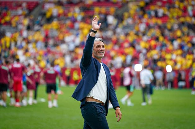 Kanada: Fußball FIFA World Cup, WM, Weltmeisterschaft, Fussball 2026, Achtelfinale - Schweiz vs Kolumbien - BC Place, Vancouver: Murat Yakin (Trainer, Schweiz) Freude, Emotionen, Jubel nach dem Einzug ins Viertelfinale *** Canada Soccer, 2026 FIFA World Cup, Round of 16: Switzerland vs. Colombia at BC Place, Vancouver; Murat Yakin, Switzerland s coach; joy, excitement, and celebration after advancing to the quarterfinals Copyright: xJOERANxSTEINSIEKx