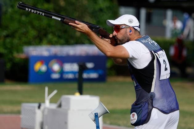 ISSF World Cup Shotgun - Day Three Rossetti Gabriele of Italy competes during the ISSF World Cup Shotgun day three at the Concaverde Shooting Range on July 7, 2026, in Lonato del Garda, Italy. Lonato del Garda Brescia Italy  Copyright: xRichardxMorganox originalFilename:morgano-issfworl260707_np3TY.jpg