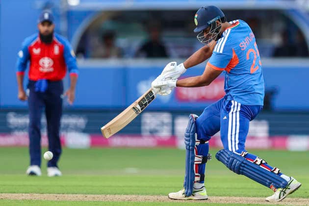 England v India - 3rd Vitality IT20 Shivam Dube of India bats during the third Vitality IT20 match between England and India at Trent Bridge in Nottingham, England, on July 7, 2026. Nottingham United Kingdom  Copyright: xMIxNewsx originalFilename:fletcher-englandv260707_npy55.jpg