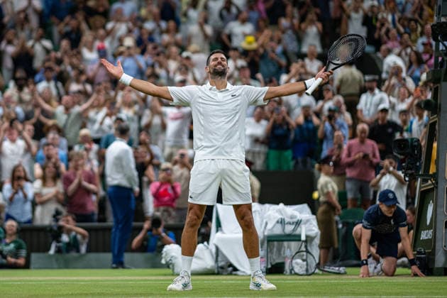Tennis - Wimbledon Championship 2026 - Day 9 LONDON, ENGLAND - Tuesday, July 7, 2026: Novak Djokovic (SRB) celebrates after winning the Gentlemen s Singles Quarter-Final on Day Nine of The Championships Wimbledon 2026 at the All England Lawn Tennis and Croquet Club. (Photo by Kirsten Holst Propaganda) LONDON All England Lawn Tennis and Croq GREATER LONDON ENGLAND  Copyright: xKirstenxHolstx 2026-07-07-118-Wimbledon_Day_9