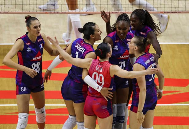 Women™s Volleyball Nations League - Belgrade 2026 Players of France react during the Women™s Volleyball Nations League Pool 7 match between France v Netherlands at Belgrade Arena on July 08, 2026 in Belgrade, Serbia. Belgrade Serbia Copyright: xSrdjanxStevanovicx x