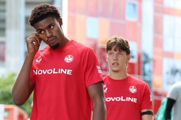 08.07.2026, xrekx, Fussball 2.Bundesliga, 1.FC Kaiserslautern - Training v.l. Kelven Frees (1.FC Kaiserslautern) (DFL DFB REGULATIONS PROHIBIT ANY USE OF PHOTOGRAPHS as IMAGE SEQUENCES and or QUASI-VIDEO) Kaiserslautern *** July 8, 2026, xrekx, Soccer 2. Bundesliga, 1 FC Kaiserslautern Training vs. Kelven Frees 1 FC Kaiserslautern DFL DFB REGULATIONS PROHIBIT ANY USE OF PHOTOGRAPHS AS IMAGE SEQUENCES AND OR QUASI-VIDEO Kaiserslautern