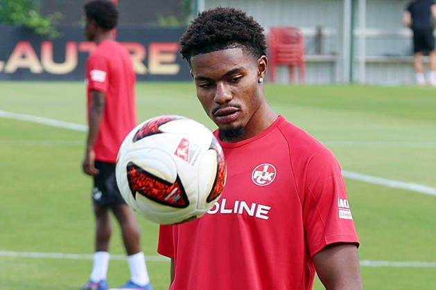 08.07.2026, xrekx, Fussball 2.Bundesliga, 1.FC Kaiserslautern - Training v.l. Kelven Frees (1.FC Kaiserslautern) (DFL DFB REGULATIONS PROHIBIT ANY USE OF PHOTOGRAPHS as IMAGE SEQUENCES and or QUASI-VIDEO) Kaiserslautern *** July 8, 2026, xrekx, Soccer 2. Bundesliga, 1 FC Kaiserslautern Training vs. Kelven Frees 1 FC Kaiserslautern DFL DFB REGULATIONS PROHIBIT ANY USE OF PHOTOGRAPHS AS IMAGE SEQUENCES AND OR QUASI-VIDEO Kaiserslautern