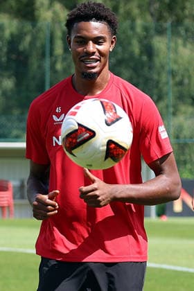 08.07.2026, xrekx, Fussball 2.Bundesliga, 1.FC Kaiserslautern - Training v.l. Kelven Frees (1.FC Kaiserslautern) (DFL DFB REGULATIONS PROHIBIT ANY USE OF PHOTOGRAPHS as IMAGE SEQUENCES and or QUASI-VIDEO) Kaiserslautern *** July 8, 2026, xrekx, Soccer 2. Bundesliga, 1 FC Kaiserslautern Training vs. Kelven Frees 1 FC Kaiserslautern DFL DFB REGULATIONS PROHIBIT ANY USE OF PHOTOGRAPHS AS IMAGE SEQUENCES AND OR QUASI-VIDEO Kaiserslautern