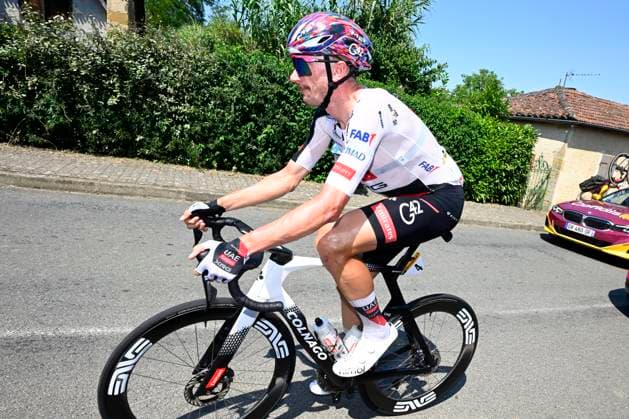 Tour de France 2026 Stage 5 PAU, FRANCE - JULY 08 : Mcnulty Brandon (USA) of UAE Team Emirates - XRG during stage 5 of the 113rd edition of Tour de France an UCI World Tour 2.UWT cycling road race stage for Men Elite of 158 km with start in Lannemezan and finish in Pau on July 8, 2026 in Pau, France, 08 07 2026 ( Motordriver Kurt Vandenborre - Pau France  Copyright: xTomasxSiskx