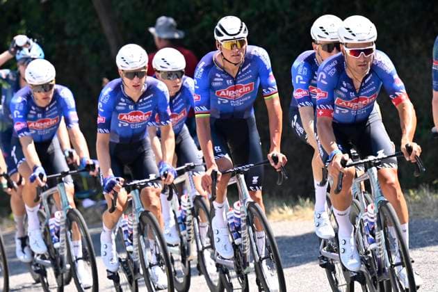 Tour de France 2026 Stage 5 PAU, FRANCE - JULY 08 : Van Der Poel Mathieu (NED) of Alpecin - Premier Tech during stage 5 of the 113rd edition of Tour de France an UCI World Tour 2.UWT cycling road race stage for Men Elite of 158 km with start in Lannemezan and finish in Pau on July 8, 2026 in Pau, France, 08 07 2026 ( Motordriver Kurt Vandenborre - Pau France  Copyright: xTomasxSiskx