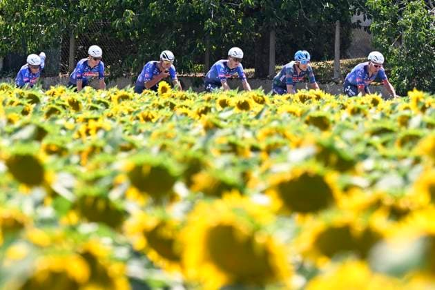 Tour de France 2026 Stage 5 PAU, FRANCE - JULY 08 : riders of team Alpecin-Premier Tech during stage 5 of the 113rd edition of Tour de France an UCI World Tour 2.UWT cycling road race stage for Men Elite of 158 km with start in Lannemezan and finish in Pau on July 8, 2026 in Pau, France, 08 07 2026 ( Motordriver Kurt Vandenborre - Pau France  Copyright: xTomasxSiskx