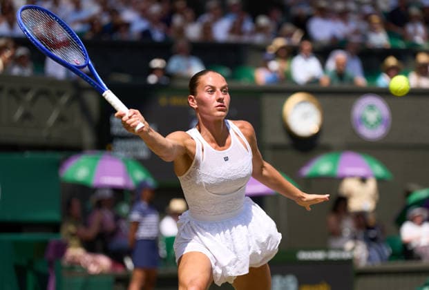 2026 Wimbledon, July 08, Quarterfinal LONDON, - JULY 8: Marta Kostyuk of Ukraine plays a shot against Jasmine Paolini of Italy during the 2026 Wimbledon, July 08, Quarterfinal at The all England club, Wimbledon on July 8, 2026 in London, GBR. London The all England club, Wimbledon GBR Copyright: xPeterxvanxdenxBerg ISIxPhotosx 9471